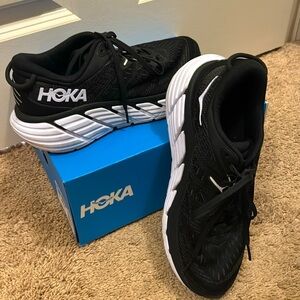 HOKA Gaviota 4